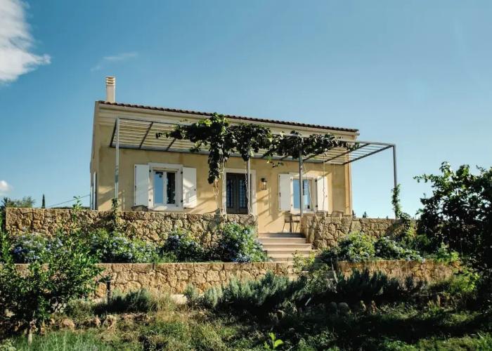 Kukutseli Country Living by White Dream