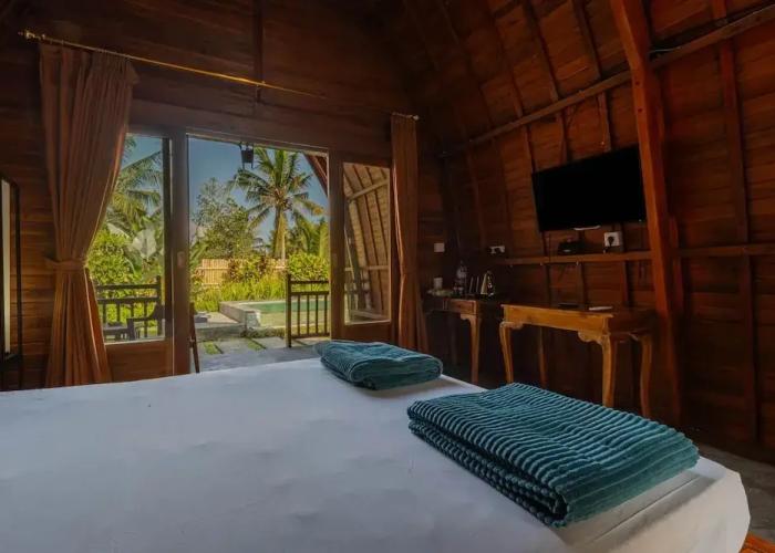 Kubu Selat Villa and Glamping