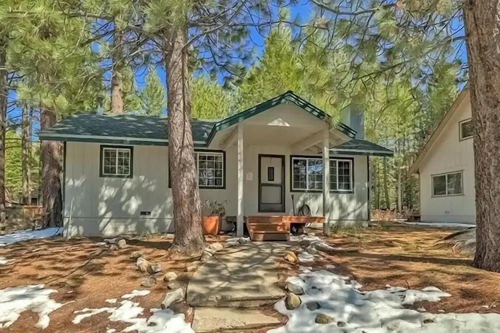 1763 Saponi Street 2 Bedroom Cabin