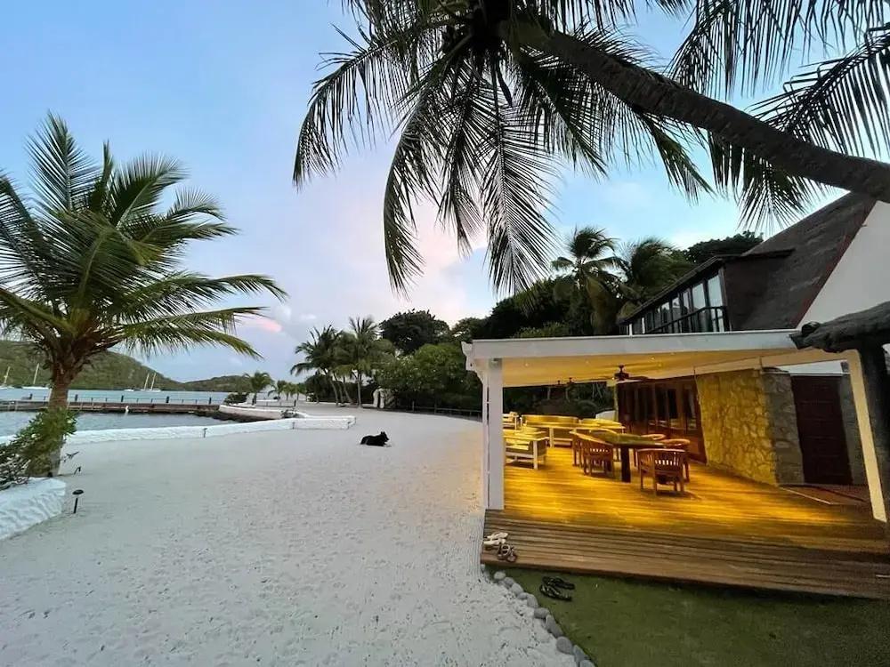 фото Beach House