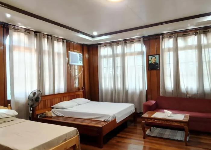 Topaz Bed and Breakfast Hotel