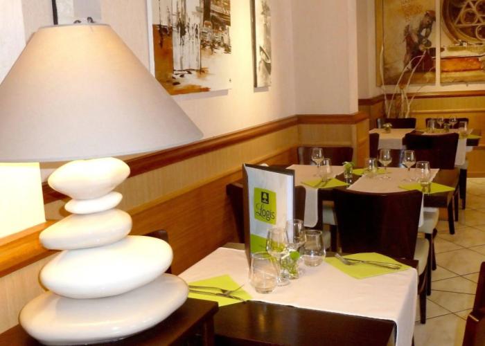 Logis Hôtel Restaurant du Midi