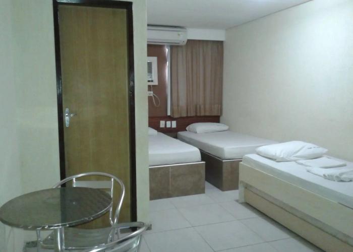 Hotel Uzi Praia