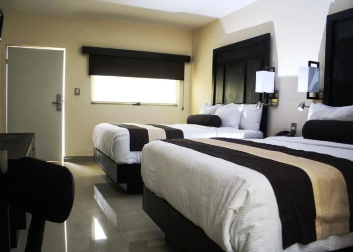 Hotel El Camino Inn & Suites