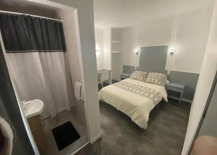 Hotel Le Parisien