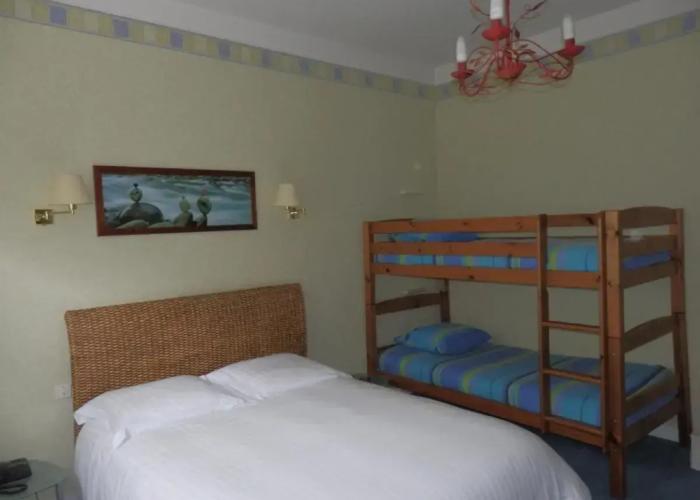 Hotel De la Corniche