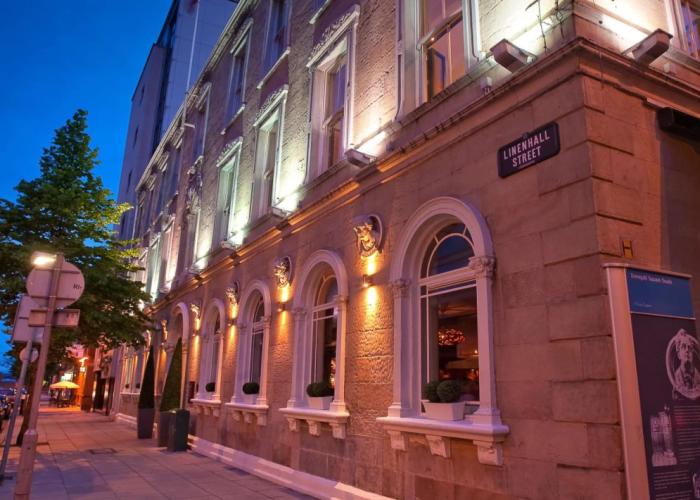 Ten Square Hotel
