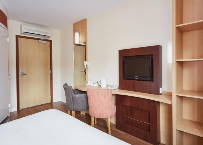 ibis Belfast City Centre