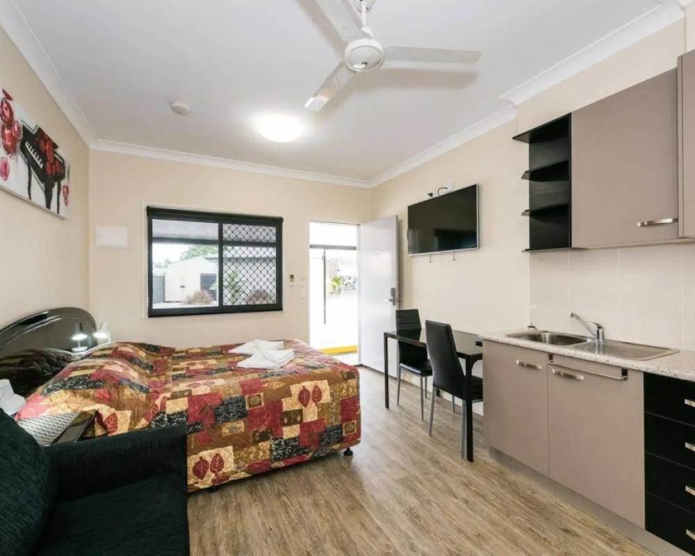 фото Athena Studio Units
