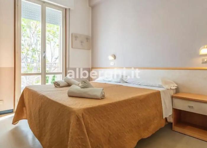 hotel paradiso