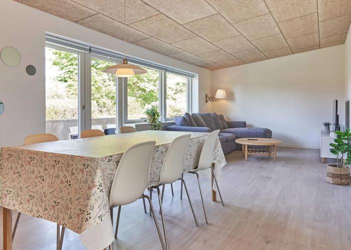 6 Person Holiday Home in Ronne-by Traum