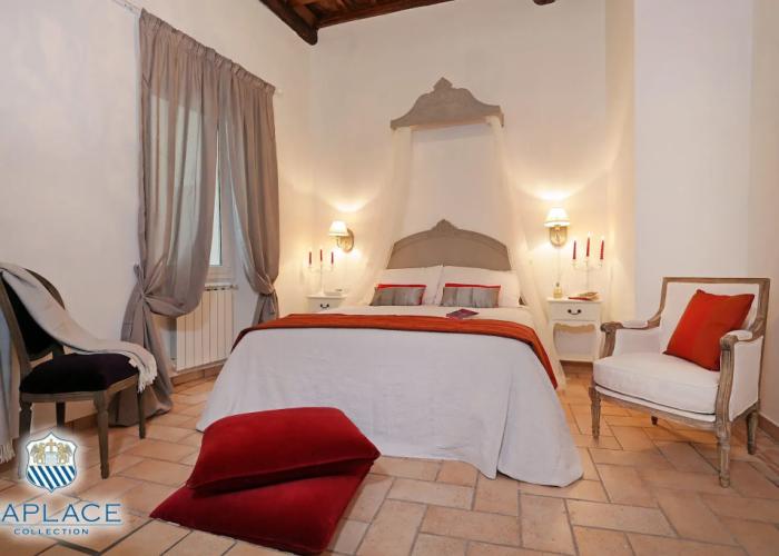 Madonna de’ Monti Suites