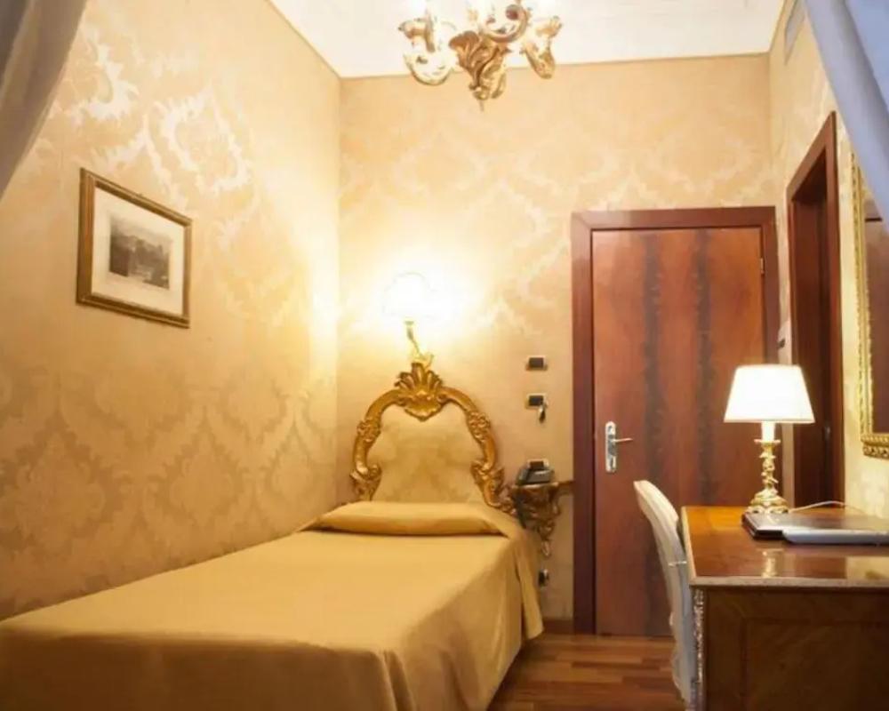 фото Des Epoques Hotel