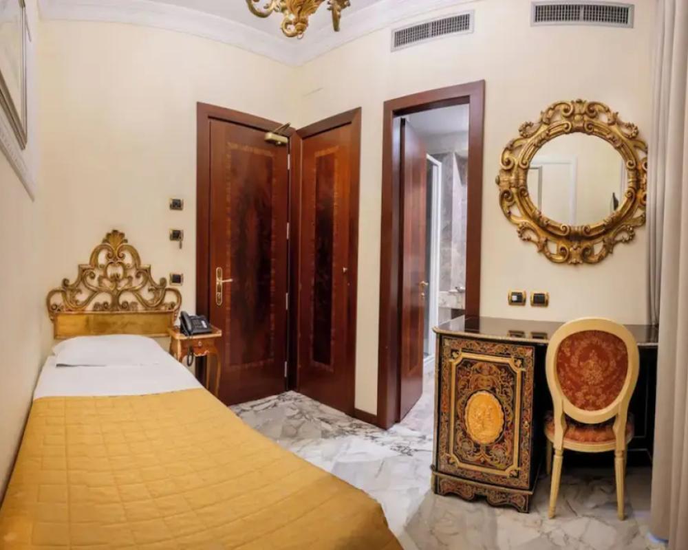 фото Des Epoques Hotel