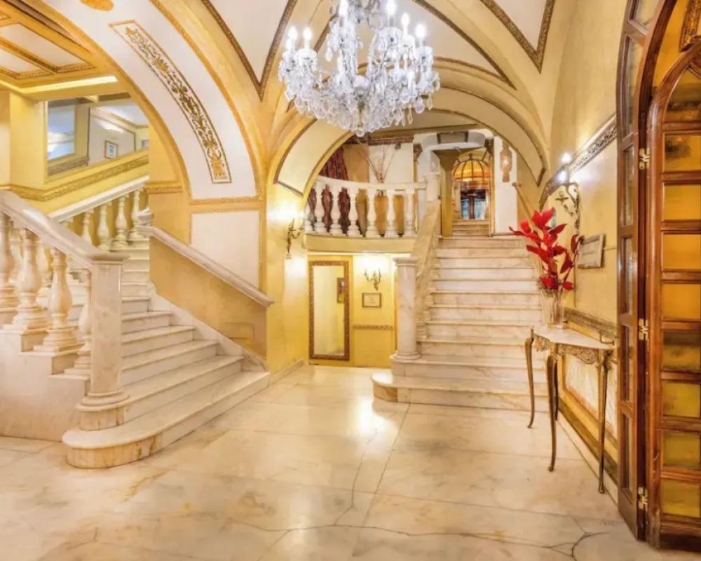 фото Des Epoques Hotel