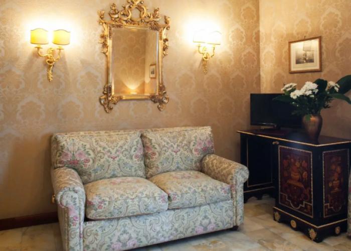 Des Epoques Hotel
