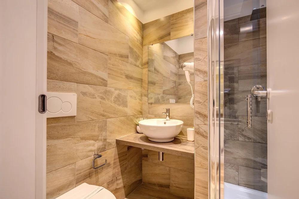 фото Chester Suites