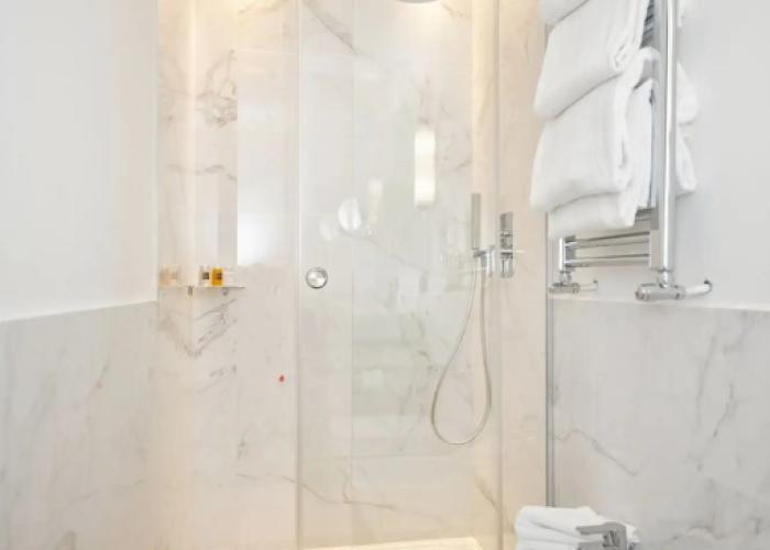 The Independent Suites Hotel