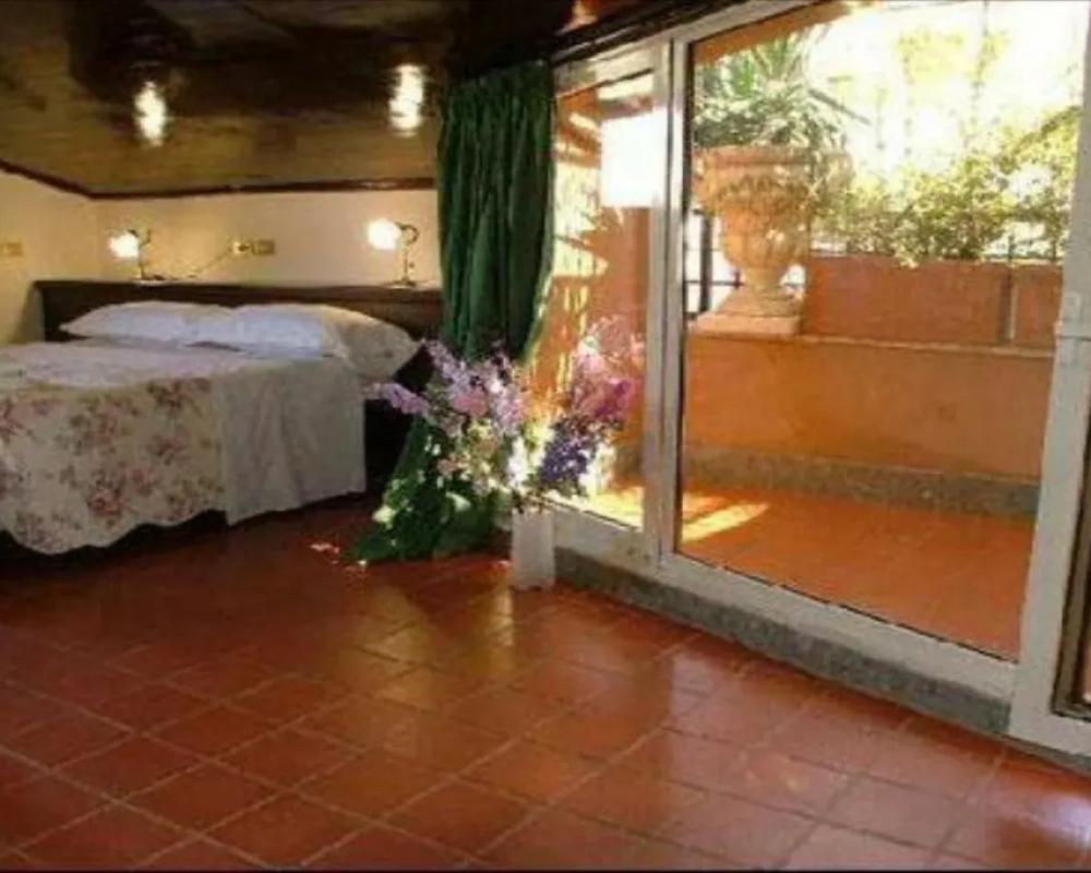 фото Hotel Okapi