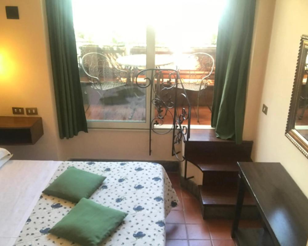 фото Hotel Okapi