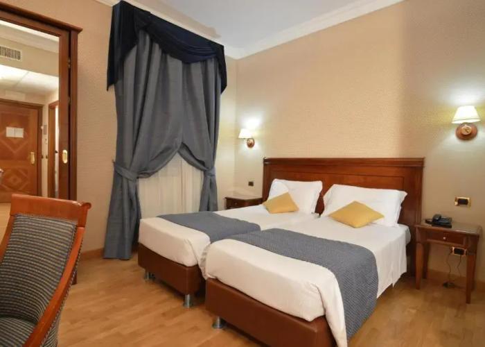 Hotel Montecarlo