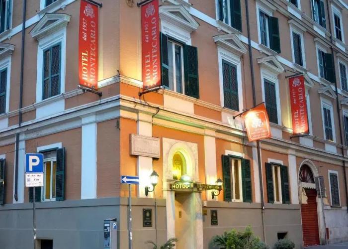 Hotel Montecarlo