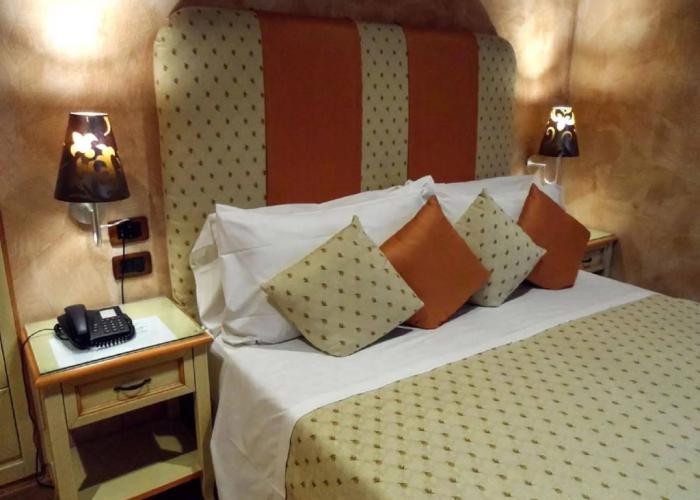Condotti Rooms