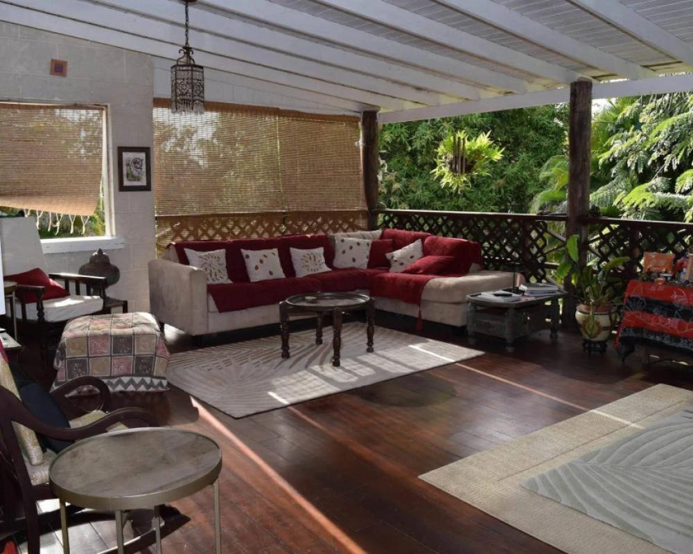 Barbados Chi Guest House