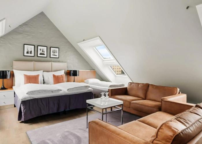 Clarion Hotel Admiral