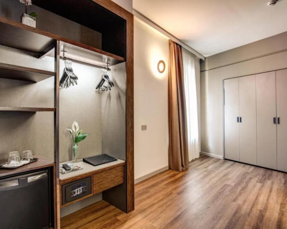 фото Hotel Al Manthia