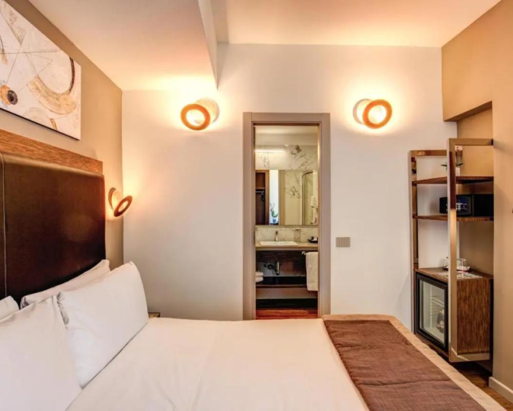 фото Hotel Al Manthia