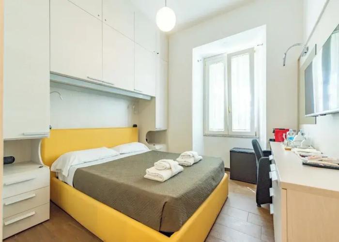 Andenis Tiber House