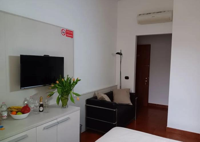 Andenis Tiber House