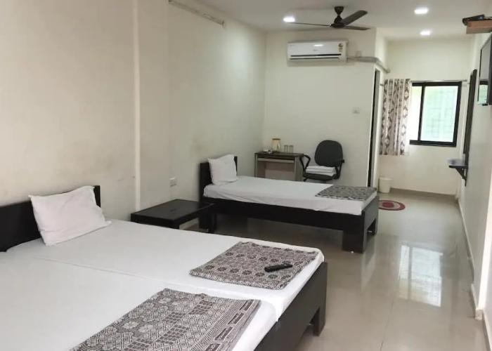 V.R.P. Guest House