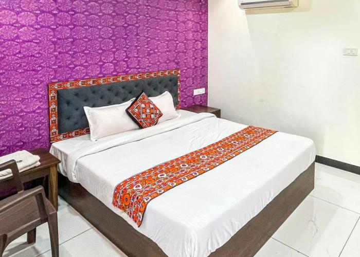 Stay Guru Resort Farm Villa