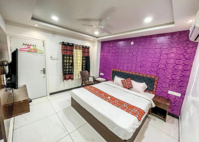 Stay Guru Resort Farm Villa