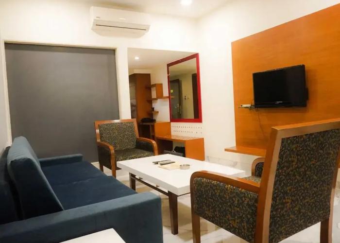 Hotel Aditya