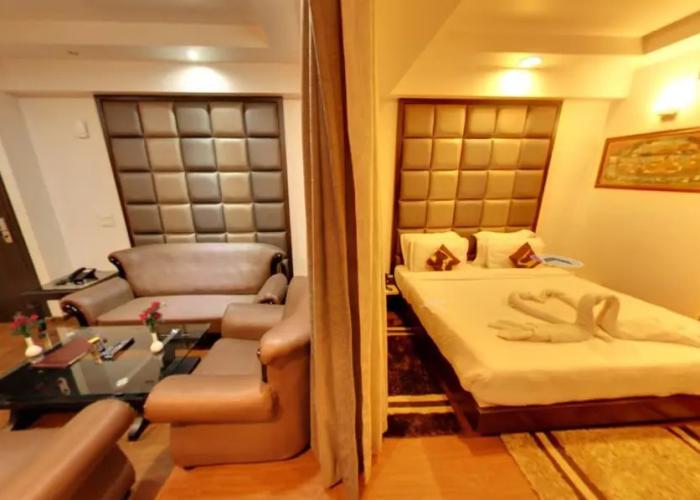 Hotel Royale Ambience
