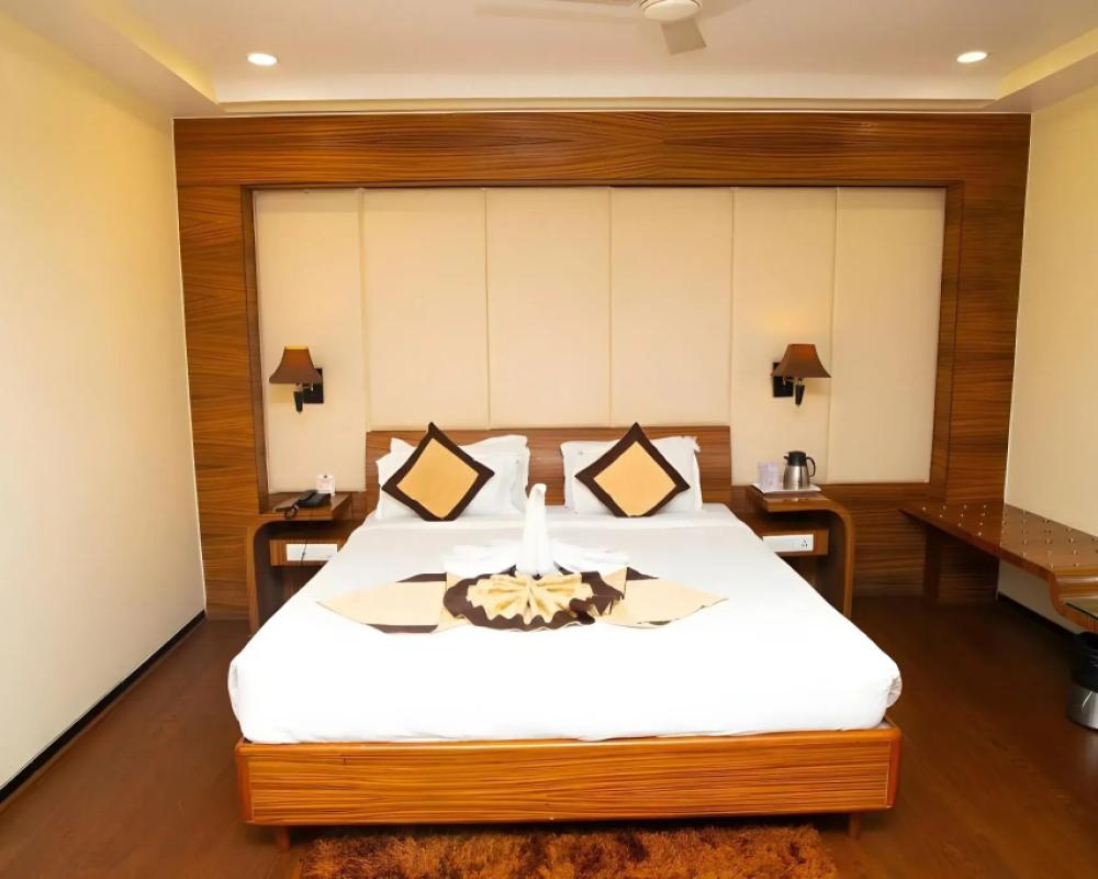 фото Hotel Simran