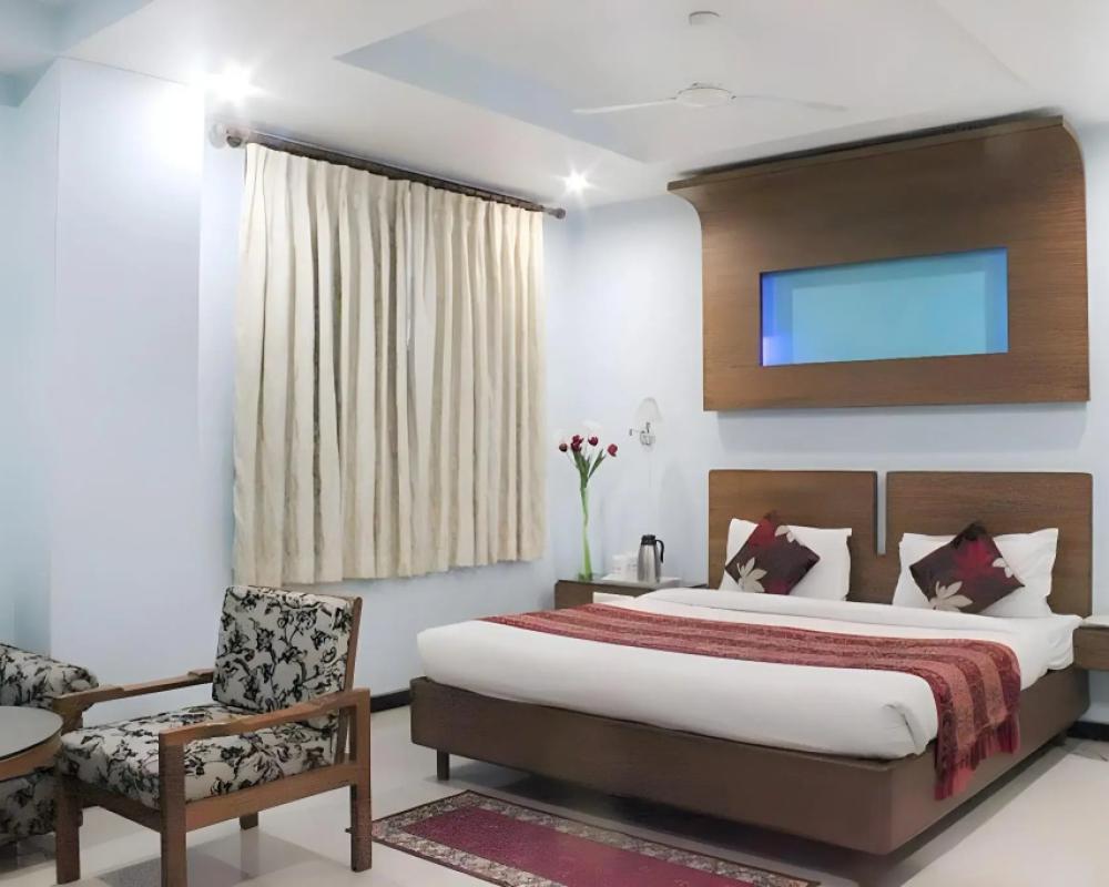 фото Hotel Simran