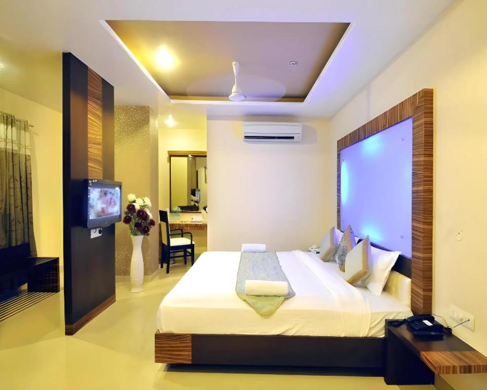 фото Hotel Simran Pride