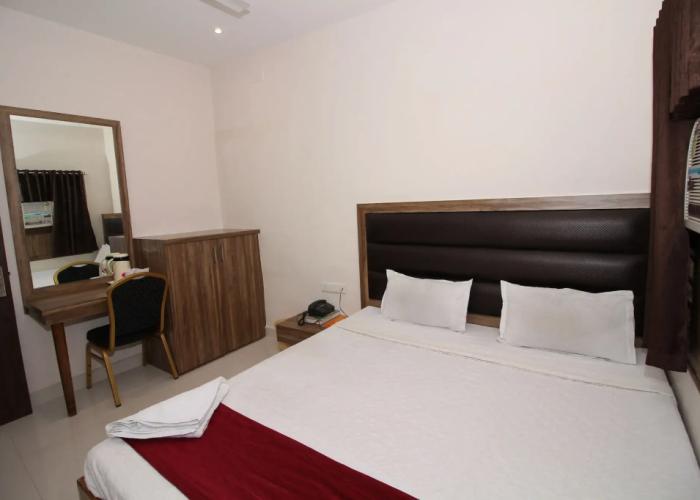 Hotel Meera