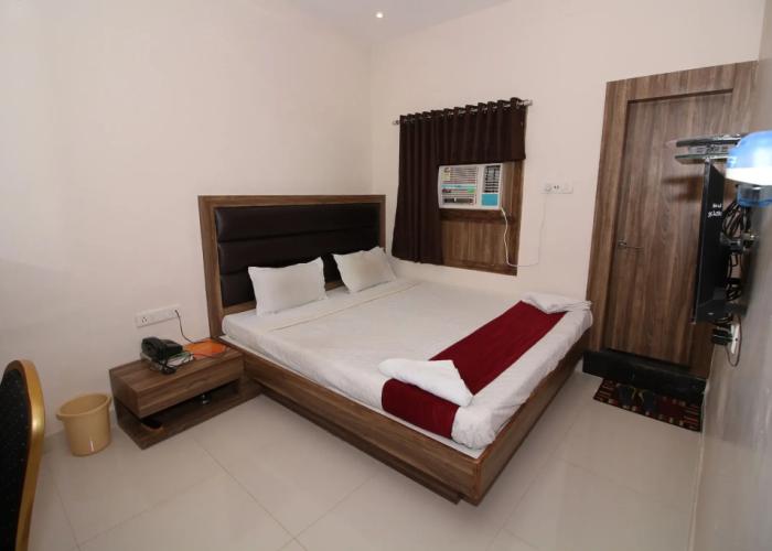Hotel Meera