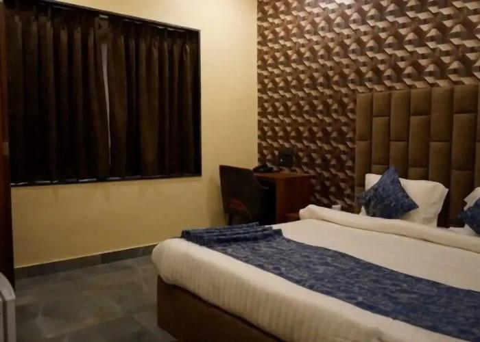 Orange Eye Resort