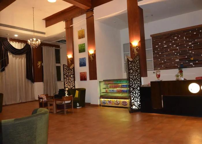 The Grand Neelam Hotel