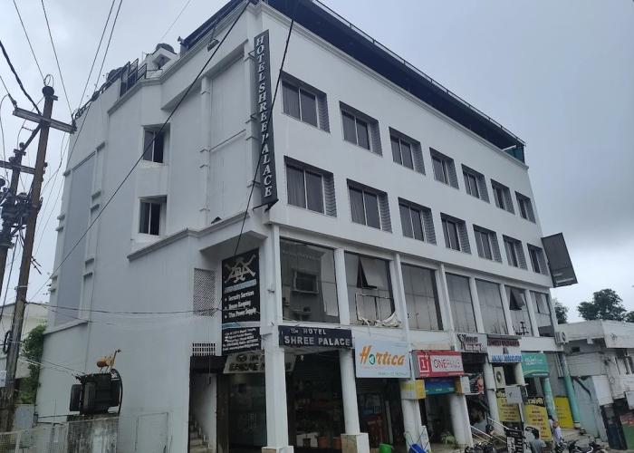 Shree Palace Hotel