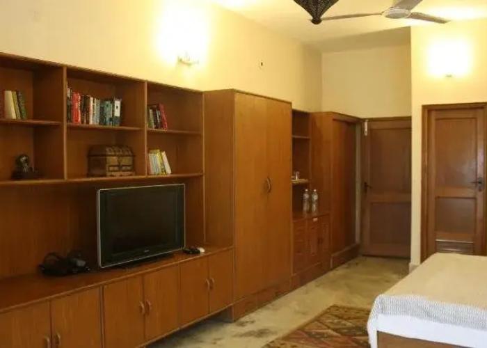 Ivy Suites
