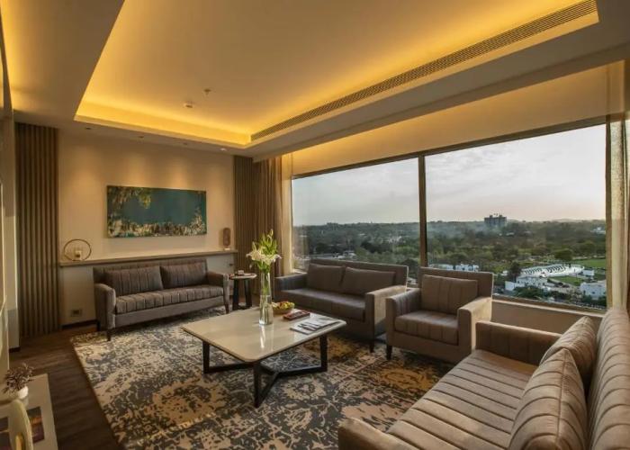Courtyard by Marriott Bhopal