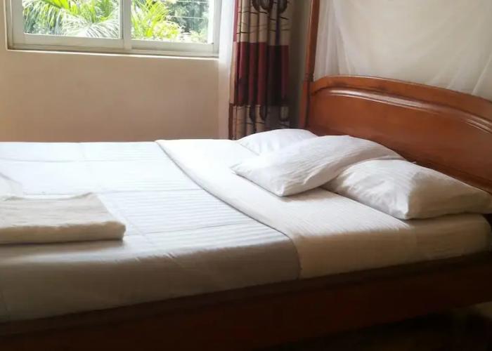 Rosevilla Hotel