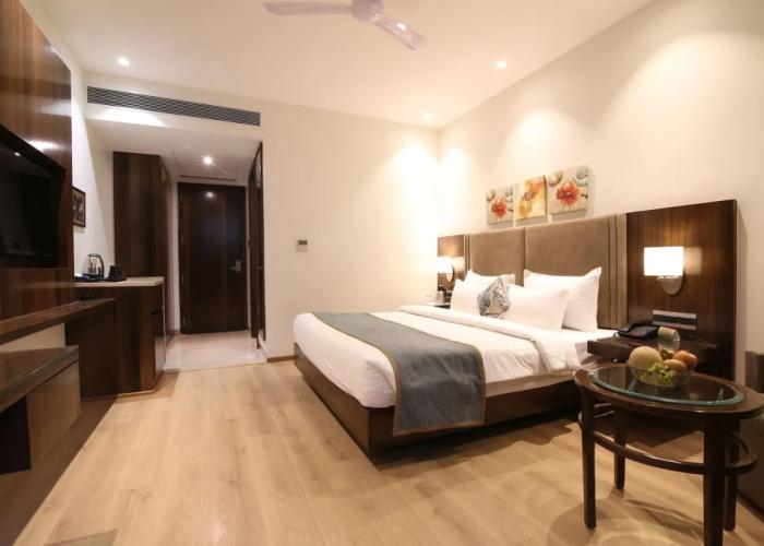 Kwality's Motel Shiraz